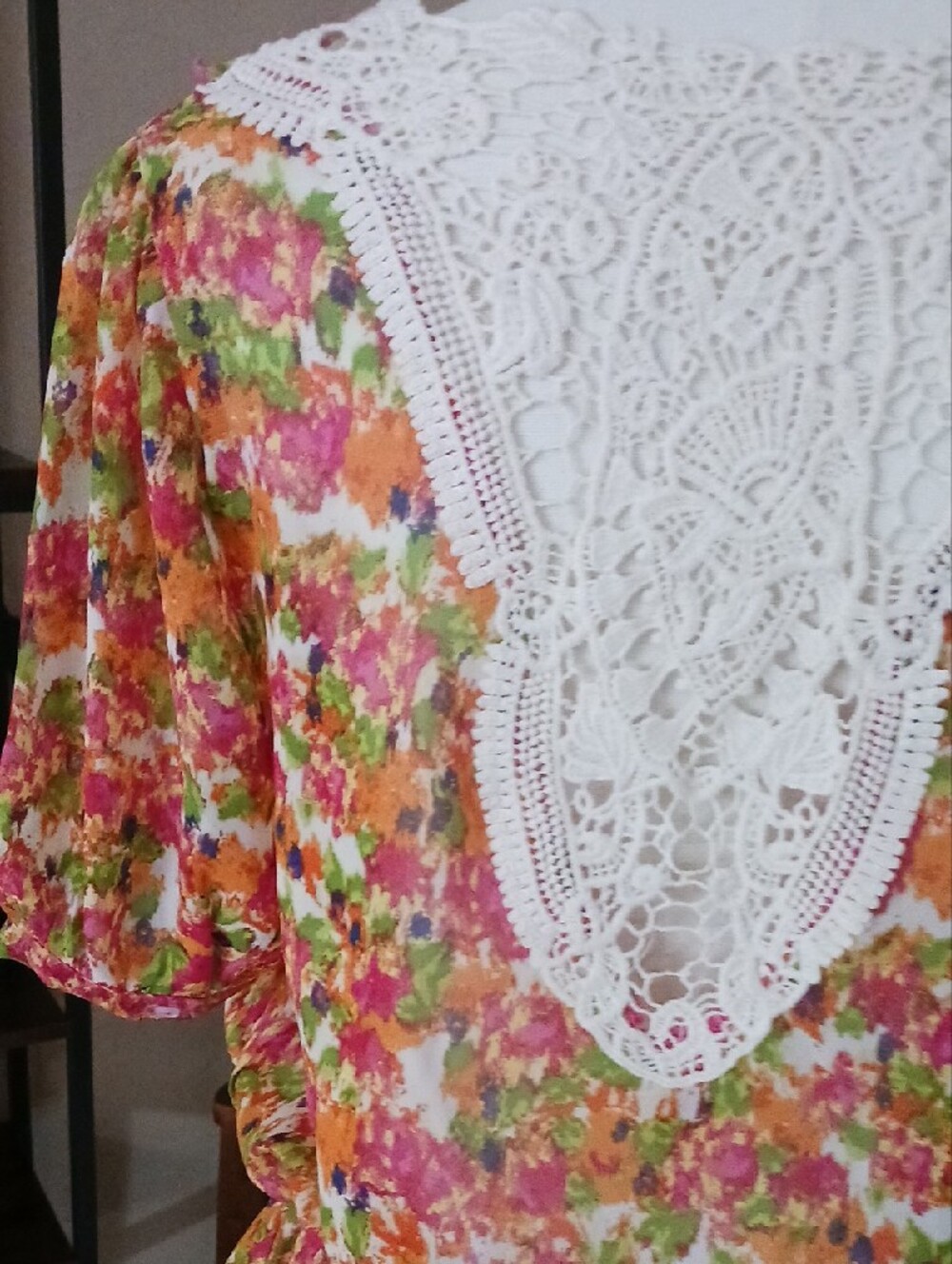 No Boundaries- Juniors Multicolor Floral Ruffle Blouse with Buttons - Picture 9 of 16